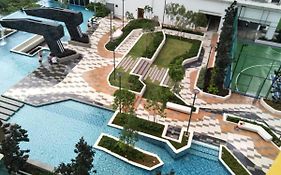 Mesahill Nilai 2 Room Condo - Fast Wifi, Amazing Pool & Tv